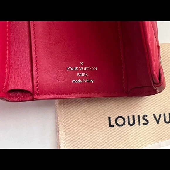SOLD ❤️ Authentic Louis Vuitton New Wave Compact Wallet in Rouge - Picture 9 of 17